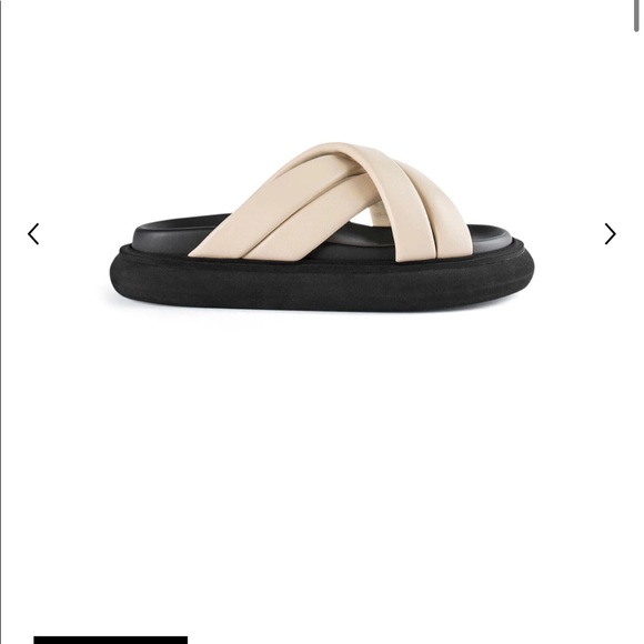 Tony Bianco sandals / slides - Picture 1 of 6